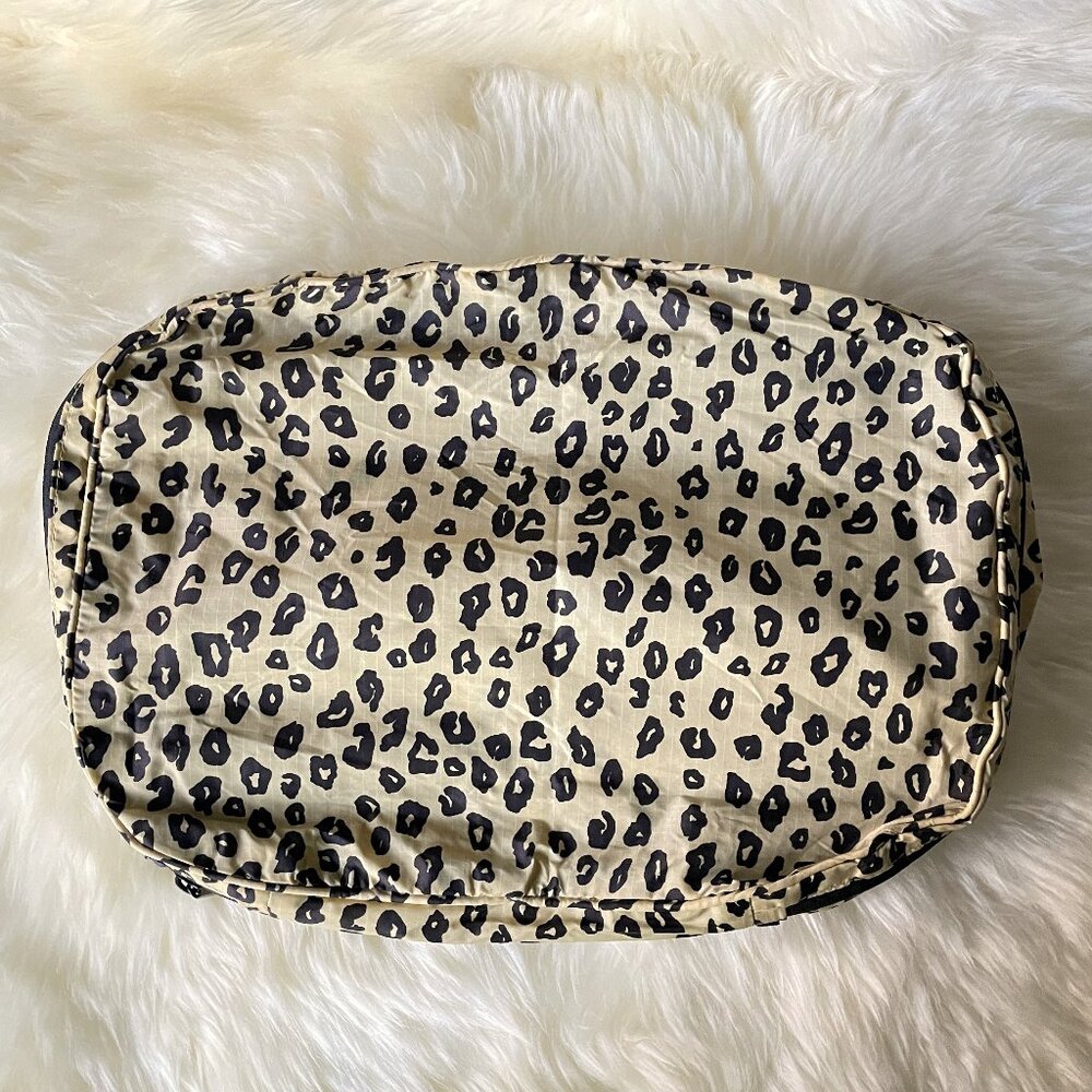 NWOT Baggu Packing Cube Small - Honey Leopard - Picture 2 of 5